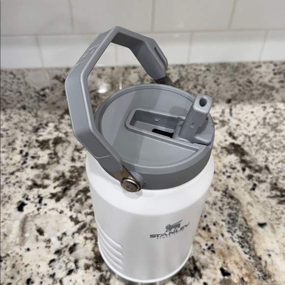 Stanley Gray and White Insulated Thermos - Picture 2 of 3